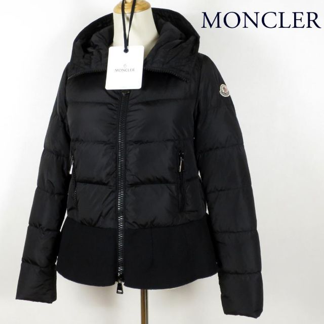 MONCLER(モンクレール)の人気モデル モンクレール NESEA 0サイズ 国内正規品 レディースのジャケット/アウター(ダウンジャケット)の商品写真