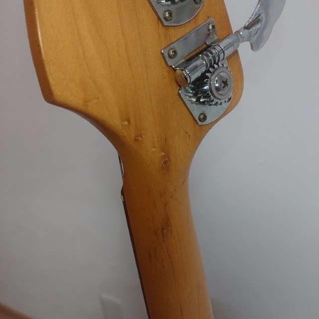 プレシジョンタイプベース 木目調 楽器のベース(エレキベース)の商品写真