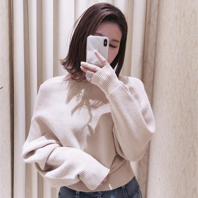 rienda(リエンダ)の【rienda】Slanting N/C Loose Knit TOP レディースのトップス(ニット/セーター)の商品写真