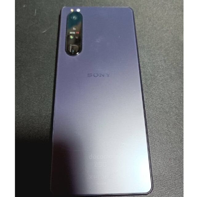 Xperia(エクスペリア)のXperia 1III パープル ドコモ版 SIMロック解除済み スマホ/家電/カメラのスマートフォン/携帯電話(スマートフォン本体)の商品写真