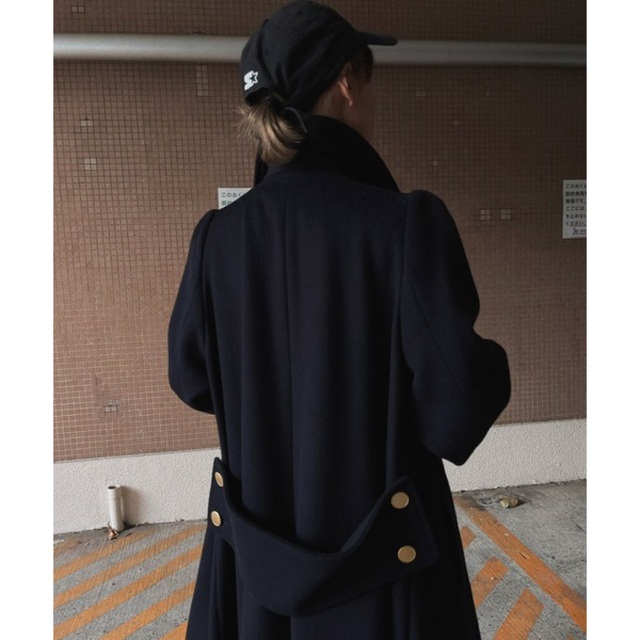 Ameri VINTAGE(アメリヴィンテージ)のアメリ　コート　CHARME FLARE LONG COAT レディースのジャケット/アウター(ロングコート)の商品写真