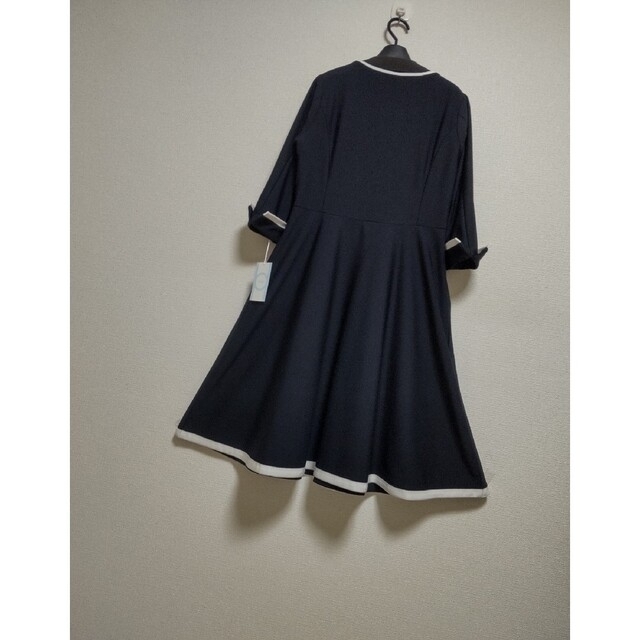 爆買い新作 トワレ♡ストレスフリー きちんと清楚ワンピース sushitai