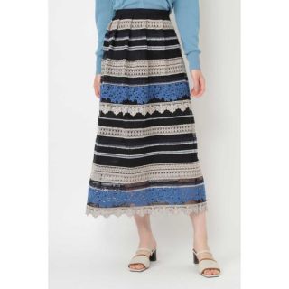 ジルスチュアート(JILLSTUART)の総額9万円セット 肩おりぼんシルクシャツ&豪華刺繍レースボーダースカート(ロングスカート)