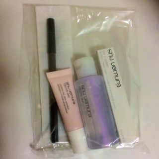 シュウウエムラ(shu uemura)のshu uemura 特別セット(リップグロス)