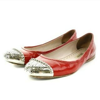 ドゥロワー(Drawer)のmiu miu　バレエシューズ　エナメル　赤　235(バレエシューズ)