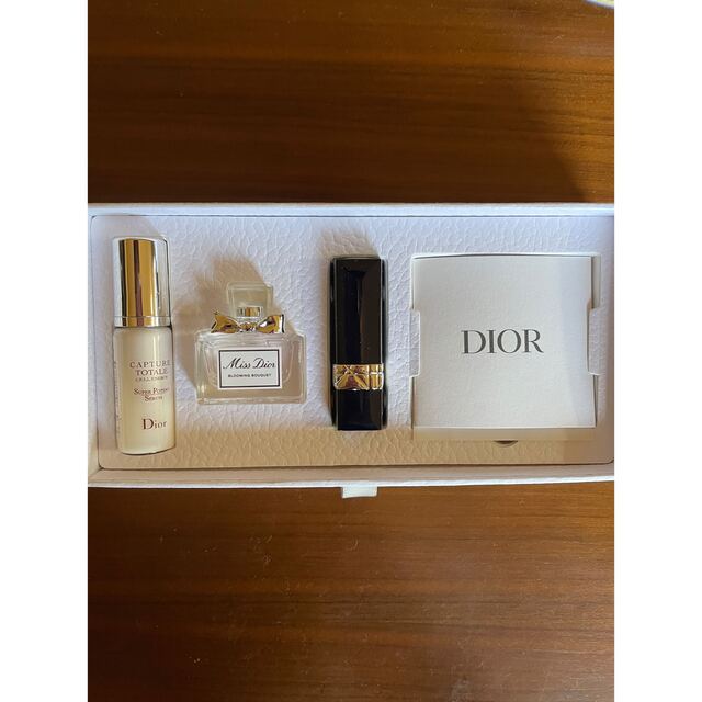 Dior(ディオール)のビューティーディスカバリーキット　DIOR コスメ/美容のキット/セット(コフレ/メイクアップセット)の商品写真