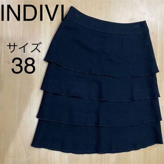 インディヴィ(INDIVI)の【美品】INDIVI ティアードスカート　黒　秋　冬　フリル(ひざ丈スカート)