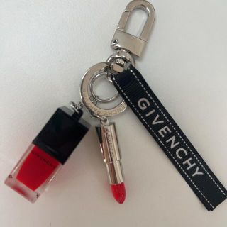 ジバンシィ(GIVENCHY)の非売品　GIVENCHYキーホルダー チャーム(キーホルダー)