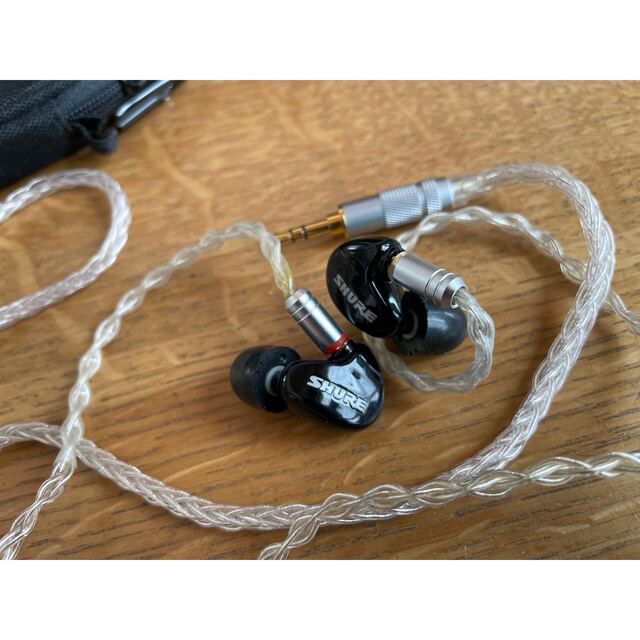 SHURE イヤホン se315 スマホ/家電/カメラのオーディオ機器(ヘッドフォン/イヤフォン)の商品写真