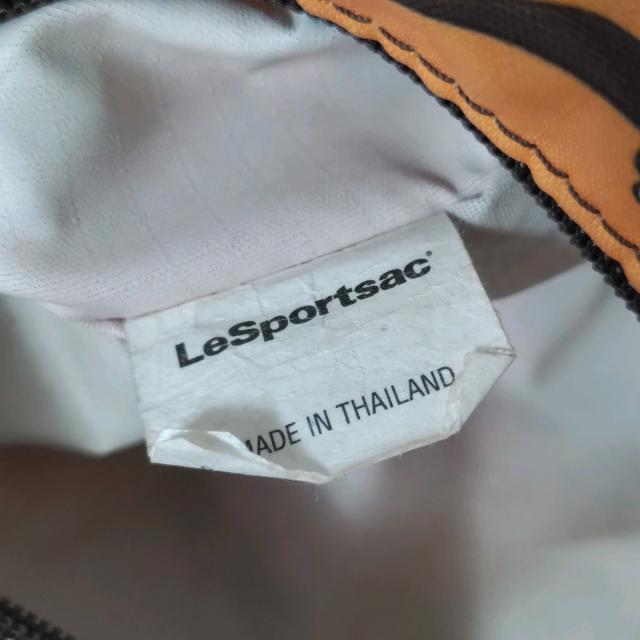 LeSportsac(レスポートサック)のレスポートサック ポーチ - 花柄 レディースのファッション小物(ポーチ)の商品写真