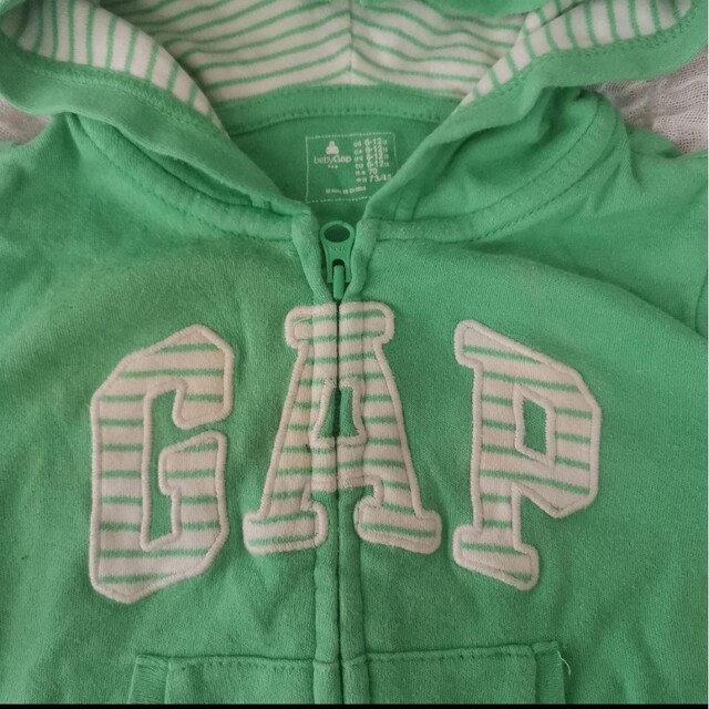 babyGAP(ベビーギャップ)のbaby　Gap　トレーナー　羽織物　パーカー キッズ/ベビー/マタニティのベビー服(~85cm)(ジャケット/コート)の商品写真