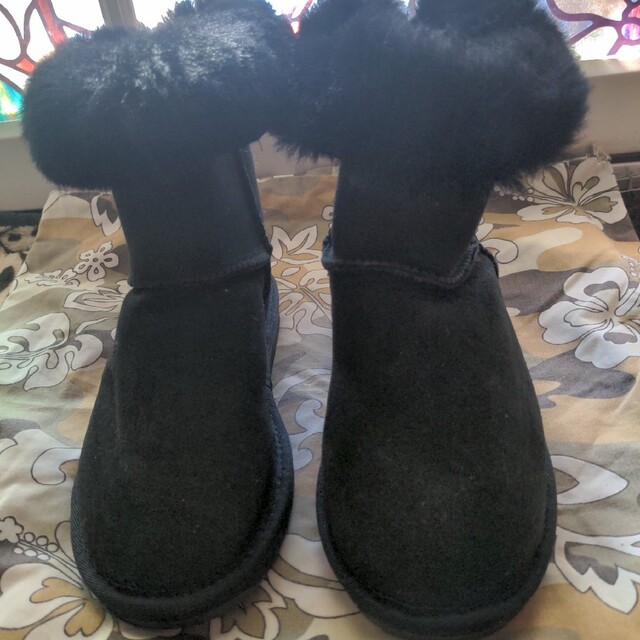 UGG(アグ)の【値下げしました!】uggレディース黒ブーツ レディースの靴/シューズ(ブーツ)の商品写真