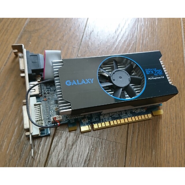 GTX750 Ti PCI-E 2GB DDR5 128Bit 中古 スマホ/家電/カメラのPC/タブレット(PCパーツ)の商品写真