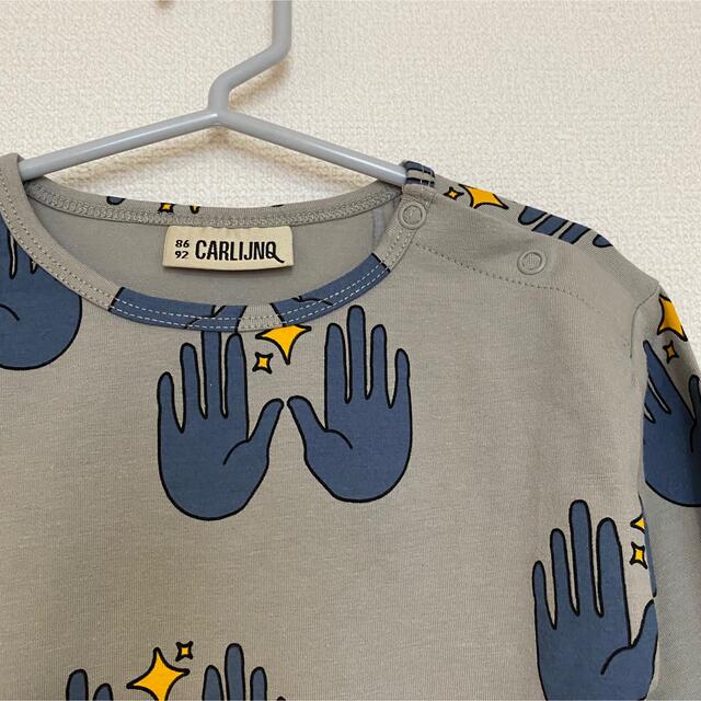 Caramel baby&child (キャラメルベビー&チャイルド)の【試着のみ】Carlijnq Magic - longsleeve  キッズ/ベビー/マタニティのキッズ服男の子用(90cm~)(Tシャツ/カットソー)の商品写真