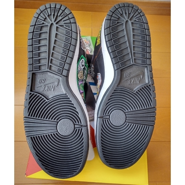 NIKE(ナイキ)のナイキ　SB　ダンク　ロー　ネックフェイス　27.5cm　新品　NECKFACE メンズの靴/シューズ(スニーカー)の商品写真