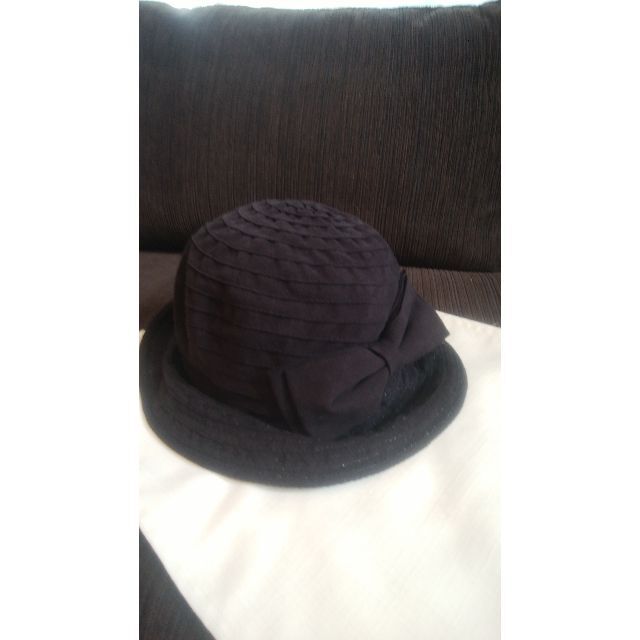 ANTEPRIMA(アンテプリマ)のアンテプリマ　黒スエード　秋冬用　帽子　МSサイズ レディースの帽子(ハット)の商品写真