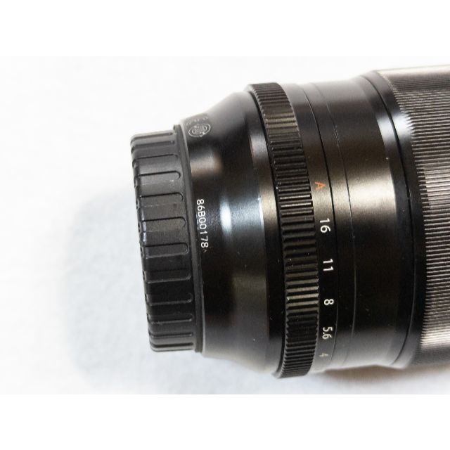 富士フイルム(フジフイルム)のFUJIFILM XF90mmF2 R LM WR スマホ/家電/カメラのカメラ(レンズ(単焦点))の商品写真