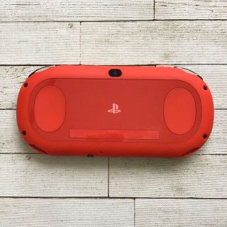 PlayStation Vita - PS Vita PCH-2000(レッド/ブラック)本体