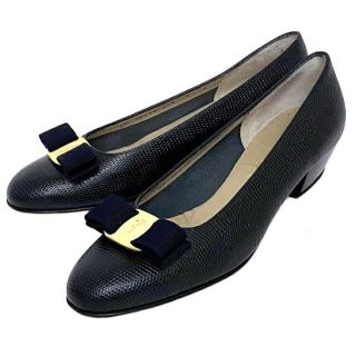 フェラガモ パンプス(ゴールド/金色系)の通販 78点 | Ferragamoを