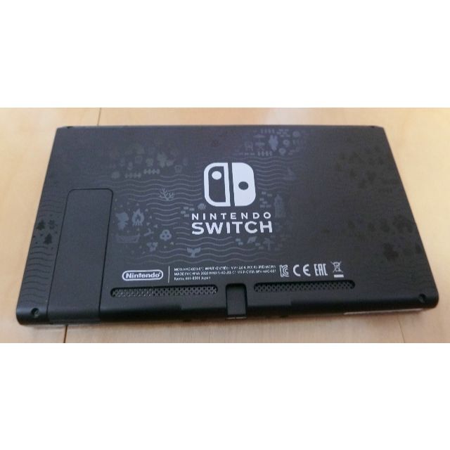 Nintendo Switch(ニンテンドースイッチ)のNintendo Switch あつ森セット + おまけamiiboカード エンタメ/ホビーのゲームソフト/ゲーム機本体(家庭用ゲーム機本体)の商品写真