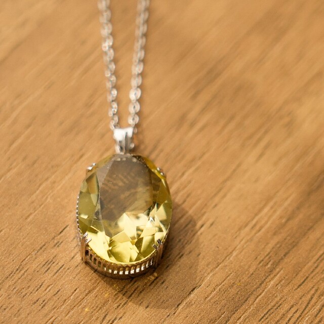 黄水晶   ペンダント ネックレス レディースのアクセサリー(ネックレス)の商品写真
