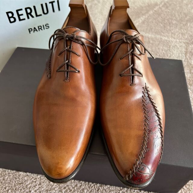 Berluti(ベルルッティ)の【美品】BERLUTI ベルルッティ ラピエセ ルプリゼ カリグラフィ サイズ8 メンズの靴/シューズ(ドレス/ビジネス)の商品写真