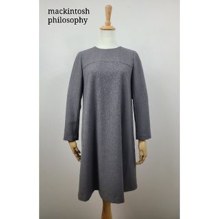 マッキントッシュフィロソフィー(MACKINTOSH PHILOSOPHY)の美品　mackintosh philosophy バックプリーツワンピース(ひざ丈ワンピース)