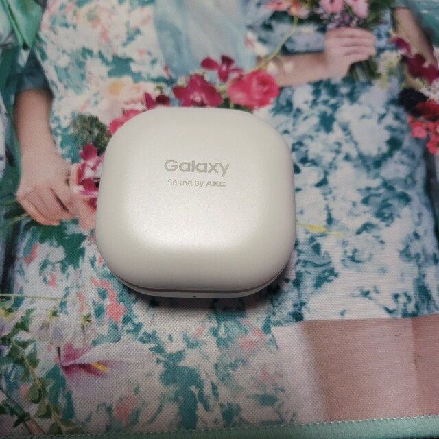 Galaxy(ギャラクシー)のGalaxy Buds Pro スマホ/家電/カメラのオーディオ機器(ヘッドフォン/イヤフォン)の商品写真