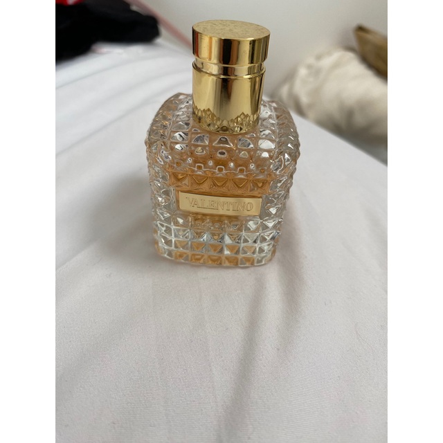 VALENTINO(ヴァレンティノ)のヴァレンティノ　VALENTINO 香水　30ml コスメ/美容の香水(香水(女性用))の商品写真