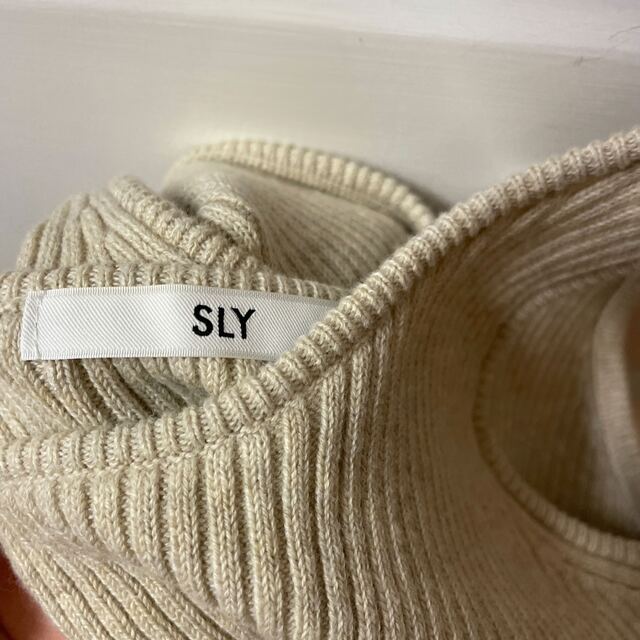 SLY(スライ)のsly タンクトップ レディースのトップス(タンクトップ)の商品写真