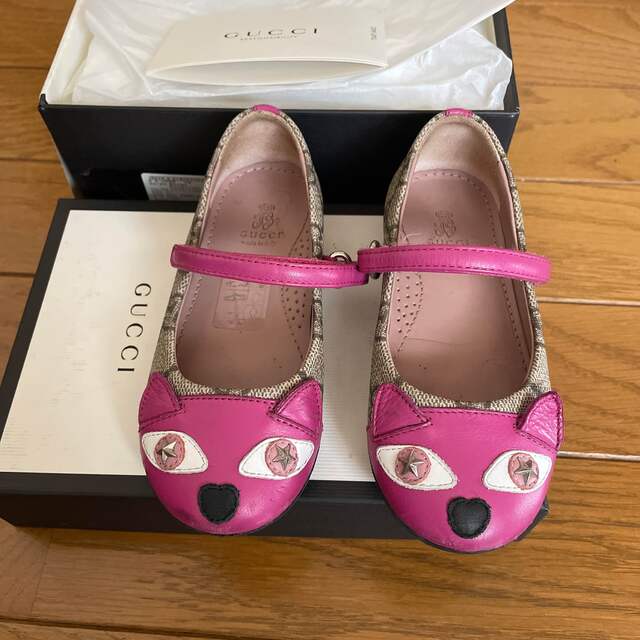 Gucci(グッチ)のGUCCIチルドレン 猫シューズ 14cm キッズ/ベビー/マタニティのベビー靴/シューズ(~14cm)(フラットシューズ)の商品写真