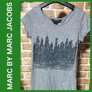 マークバイマークジェイコブス(MARC BY MARC JACOBS)のMARC BY MARC JACOBS ビル→ブランドロゴ　Tシャツ(Tシャツ(半袖/袖なし))