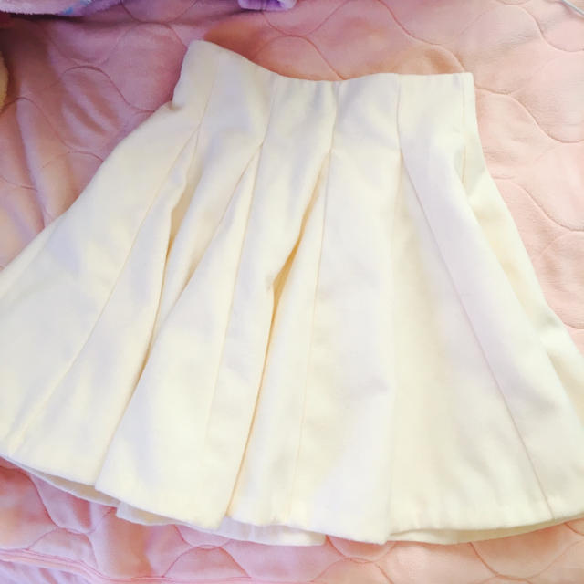 evelyn(エブリン)のevelyn♡白フレアスカート レディースのスカート(ミニスカート)の商品写真