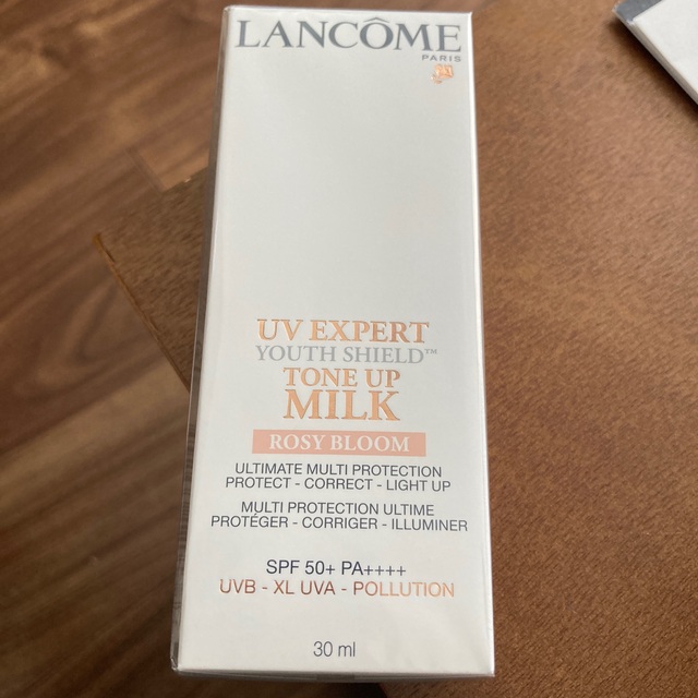 LANCOME(ランコム)のlancome ランコム uvエクスペール トーンアップ ローズ 日やけ止め用乳 コスメ/美容のコスメ/美容 その他(その他)の商品写真