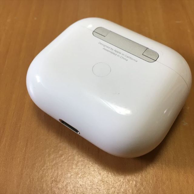 Apple純正 AirPods 第3世代用 ワイヤレス充電ケース A2566 3