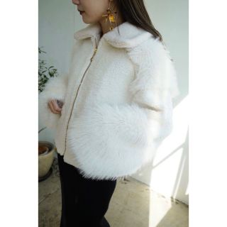 アメリヴィンテージ(Ameri VINTAGE)の早い者勝ち　Acka エーシーケーエー　ボアファーコートboa far coat(毛皮/ファーコート)