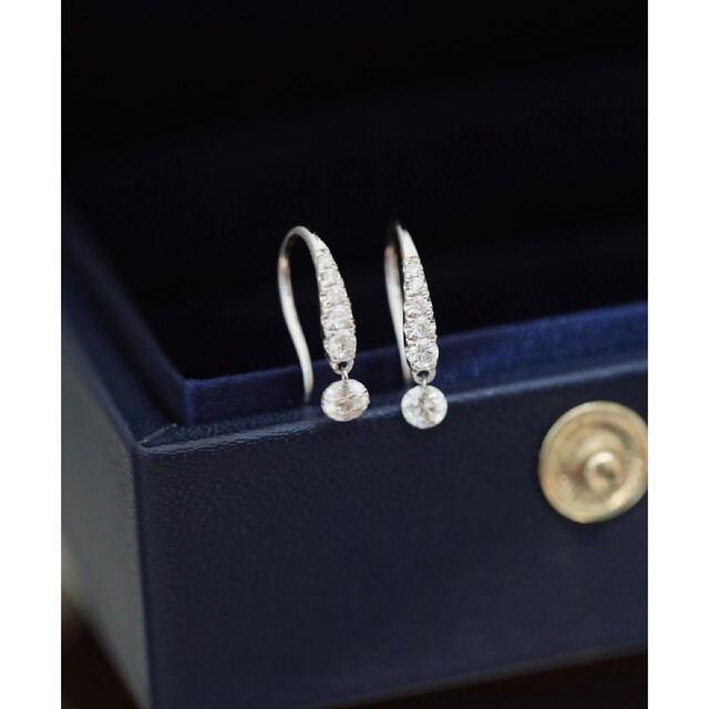 天然ダイヤモンドピアス0.4ct　k18