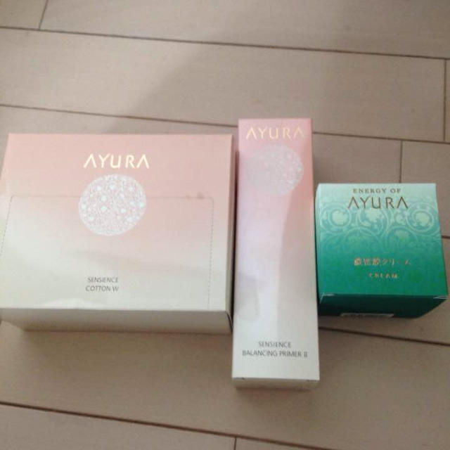 AYURA(アユーラ)のアユーラ化粧品 福袋から エナジークリーム    ココジェラ様専用 コスメ/美容のスキンケア/基礎化粧品(その他)の商品写真