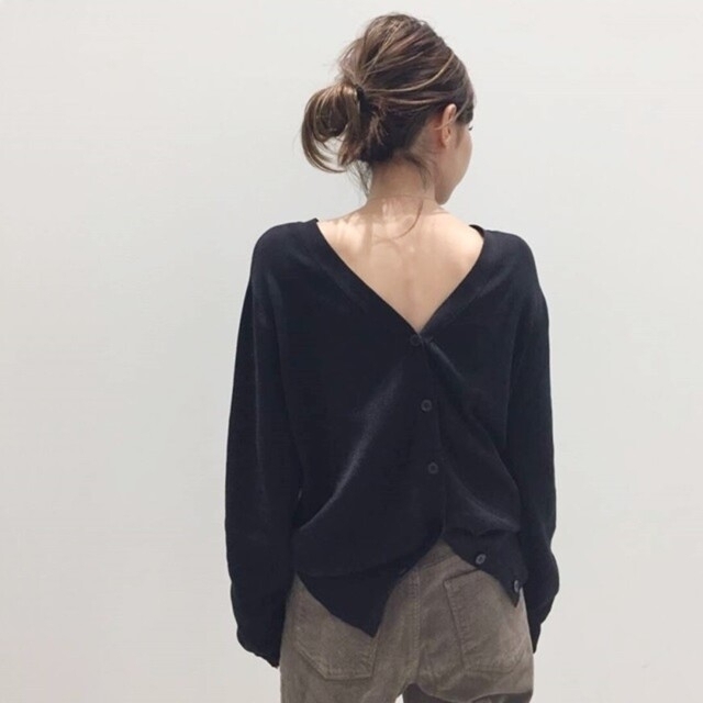 トップスSilk*CTN 2Way カーディガン ブラック * アパルトモン