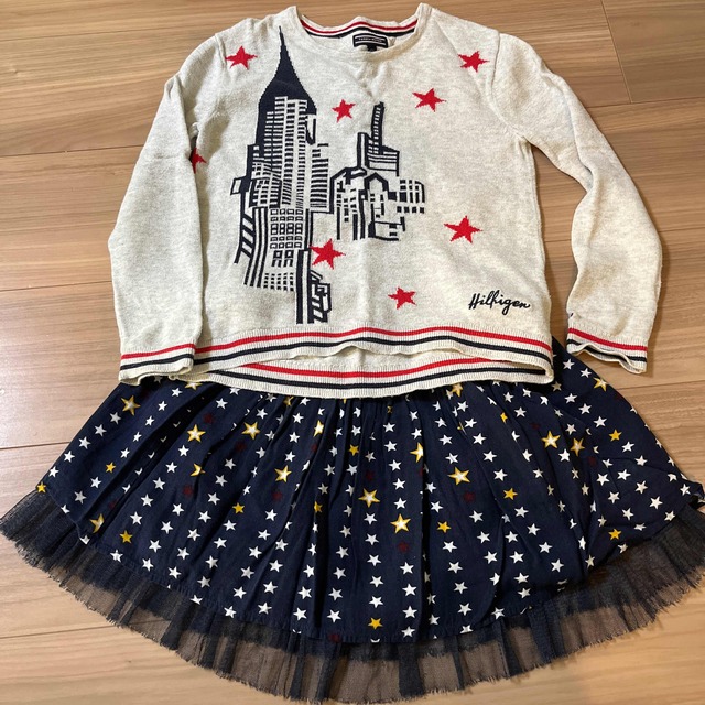 TOMMY HILFIGER(トミーヒルフィガー)のトミーヒルフィガー120セットアップ キッズ/ベビー/マタニティのキッズ服女の子用(90cm~)(Tシャツ/カットソー)の商品写真