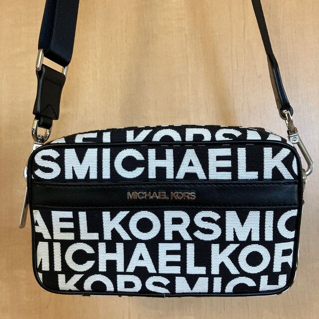 値下げ！MICHAEL KORS  ショルダーバッグ　ミニショルダーバッグ