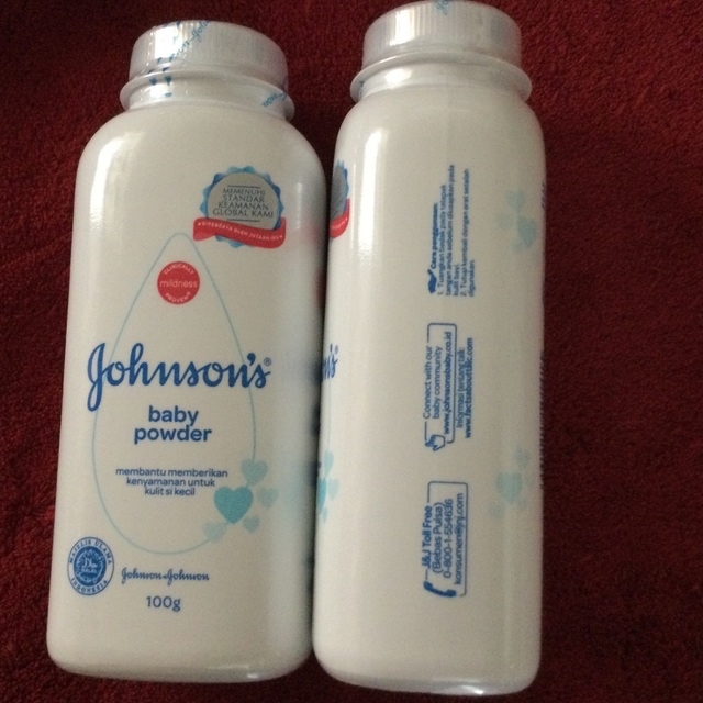 Johnson's(ジョンソン)の👶ジョンソンbabyパウダー(100g)2本👶Ⓜ️Ⓜ️👶 その他のその他(その他)の商品写真