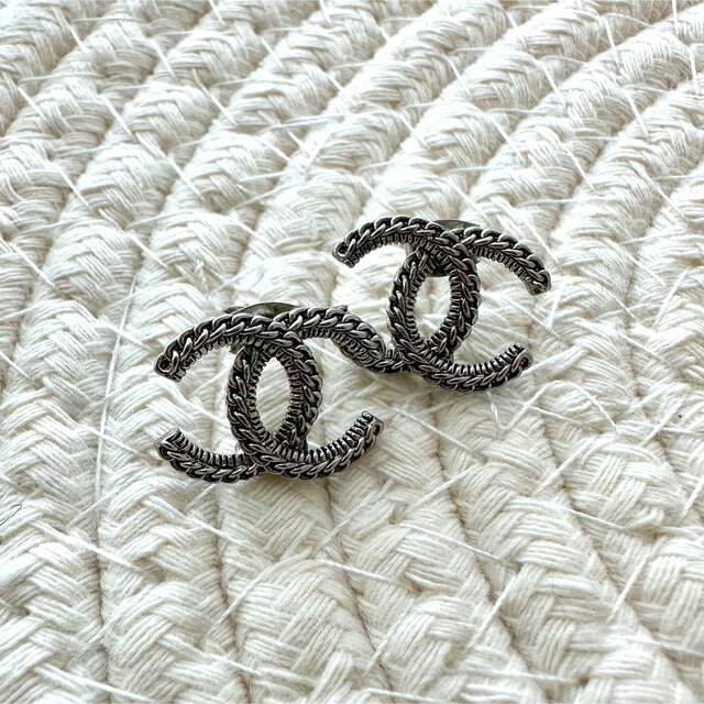 CHANEL シャネルピアス