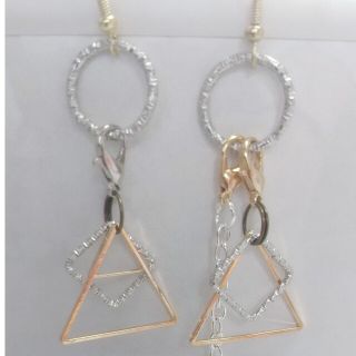 ピアス(ピアス)