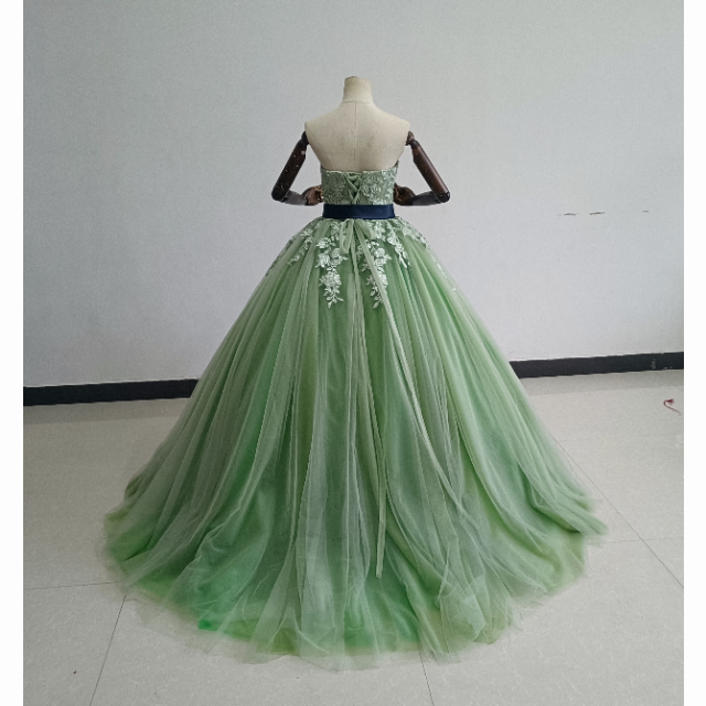 フォーマル/ドレスカラードレス 薄グリーン 3D立体レース刺繍 ベアトップ 挙式
