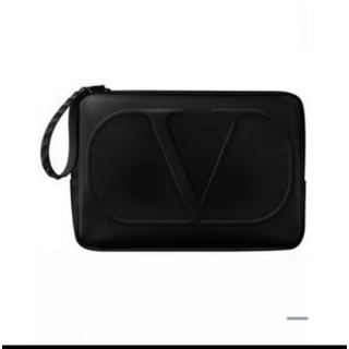 ヴァレンティノ(VALENTINO)の専用　ヴァレンティノ　VALENTINO ブラックポーチ　非売品(ポーチ)