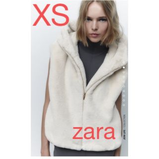 ZARA - ZARA フード付きフェイクファーベスト XSの通販 by 1903｜ザラ ...