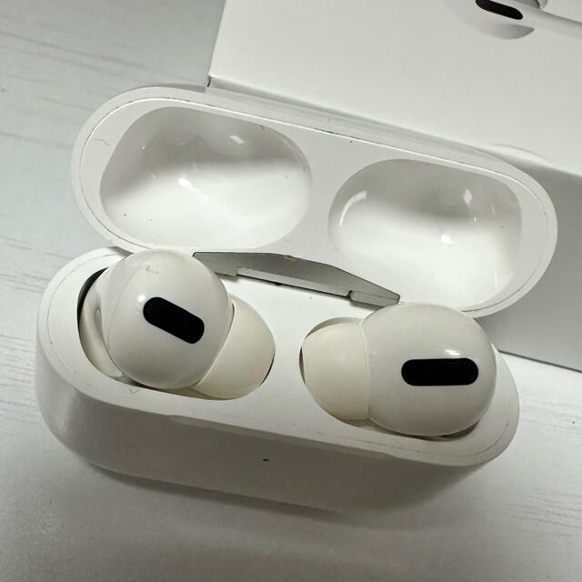 AirPods pro 第一世代 箱 充電ケーブルなし - ヘッドフォン/イヤフォン