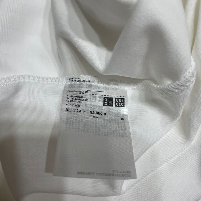 UNIQLO(ユニクロ)の美品 水通しのみ ユニクロ UTシャツ XLサイズ レディースのトップス(Tシャツ(半袖/袖なし))の商品写真