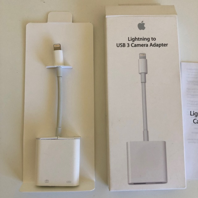 Apple Lightning to USB 3 Camera Adapter